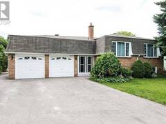 1022 JANETTE STREET Newmarket Ontario, L3Y 3C5
