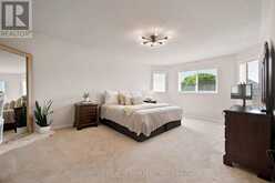 16 BOLSTER LANE | Uxbridge Ontario | Slide Image Nineteen