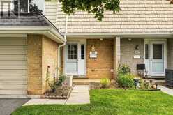 82 ST. ANDREWS DRIVE | Hamilton Ontario | Slide Image Three
