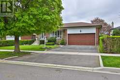 14 LOGSTONE CRESCENT | Toronto Ontario | Slide Image Four