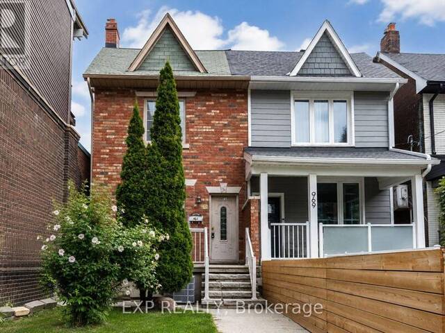 971 LANSDOWNE AVENUE Toronto Ontario, M6H 3Z5 - 5 Bedrooms Home For Sale