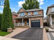 5 CANOE CRESCENT | Toronto Ontario | Slide Image Two
