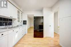 4 - 140 RIPLEY COURT | Oakville Ontario | Slide Image Seven