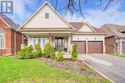 26 REGALIA WAY | Barrie Ontario | Slide Image One