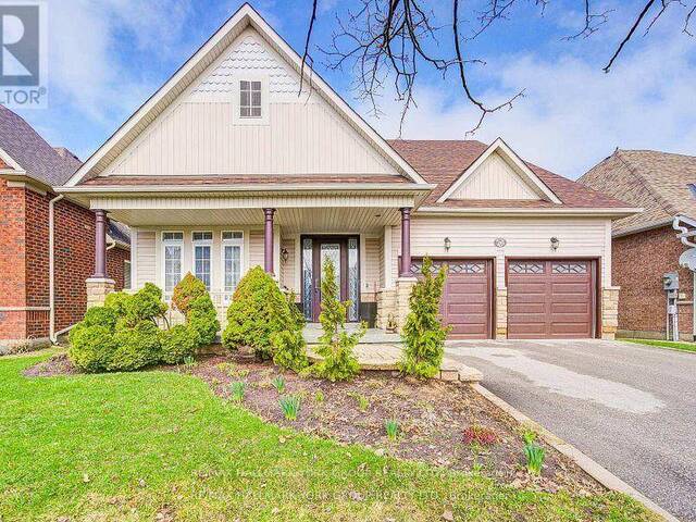 26 REGALIA WAY Barrie Ontario, L4M 7H7 - 6 Bedrooms Home For Sale