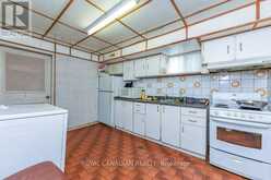 7700 KITTRIDGE DRIVE | Mississauga Ontario | Slide Image Thirty-two