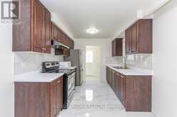 7700 KITTRIDGE DRIVE | Mississauga Ontario | Slide Image Nine