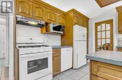 100 WARREN ROAD | Kitchener Ontario | Slide Image Eleven