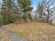 27 OLD YONGE STREET | Toronto Ontario | Slide Image Nine