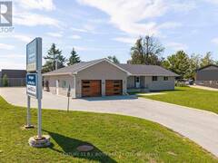 355 MAPLEVIEW DRIVE W Barrie Ontario, L4N 9L5