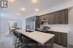 20 RANCH TERRACE | Barrie Ontario | Slide Image Ten