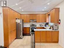 4 BLAZING STAR DRIVE | Brampton Ontario | Slide Image Sixteen