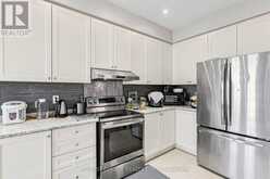 18 CHAUNCEY COURT | Markham Ontario | Slide Image Thirteen