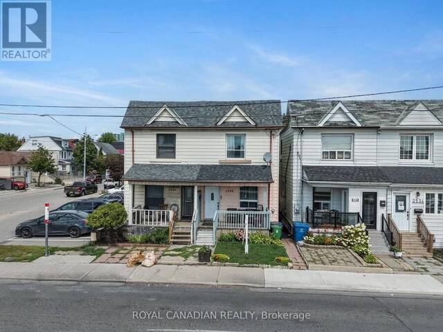 2538 ST CLAIR AVENUE W Toronto Ontario, M6N 1L6 - 3 Bedrooms Home For Sale