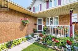 6 MOFFATT LANE | Guelph Ontario | Slide Image Four