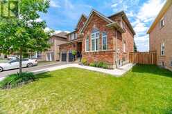 34 NINA PLACE | Brampton Ontario | Slide Image Two