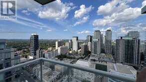 2503 - 33 HELENDALE AVENUE | Toronto Ontario | Slide Image Eight