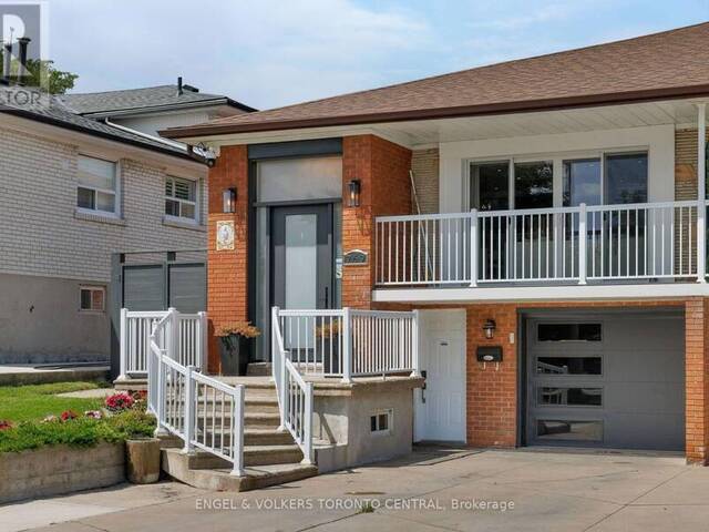 769 ANNAMORE ROAD Mississauga Ontario, L4Y 2V6 - 4 Bedrooms Home For Sale