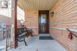 45 RIDGEFIELD COURT | Brampton Ontario | Slide Image Four