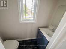 3 TALON DRIVE | Woodstock Ontario | Slide Image Thirteen