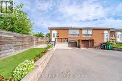 106 HANSON ROAD | Mississauga Ontario | Slide Image One