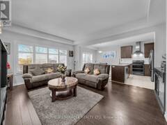 83 MONARCH STREET Welland Ontario, L3C 0E6