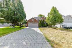 47 QUEENSWAY DRIVE | Strathroy-Caradoc Ontario | Slide Image Three