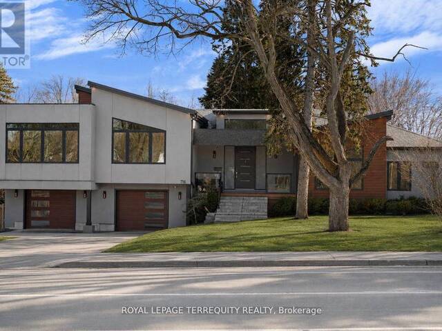 716 NORTH SHORE BOULEVARD E Burlington Ontario, L7T 1X6 - 5 Bedrooms Home For Sale