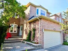 6 KNOTTY PINE DRIVE Whitby Ontario, L1R 2J6