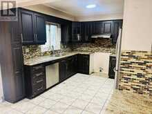 33 CHERRYTREE DRIVE | Brampton Ontario | Slide Image Twelve