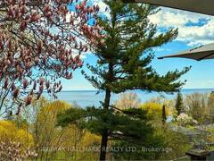 2 LEDGE ROAD Toronto Ontario, M1M 1H1