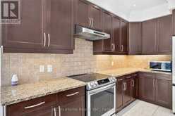112 LACEWOOD DRIVE | Richmond Hill Ontario | Slide Image Eleven
