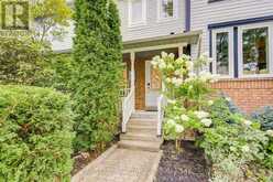 5 LUXTON AVENUE | Aurora Ontario | Slide Image Three