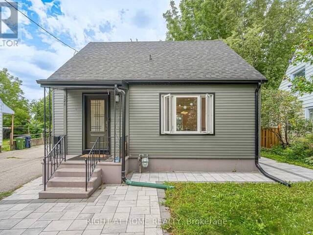 121 HEARST CIRCLE Toronto Ontario, M6M 2V4 - 4 Bedrooms Home For Sale