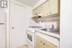 2449 ST CLAIR AVENUE W | Toronto Ontario | Slide Image Ten