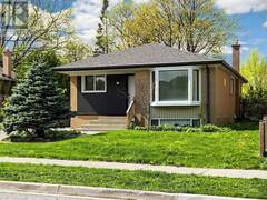 74 CHILD DRIVE Aurora Ontario, L4G 1Y7