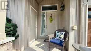 37 LETT AVENUE | Collingwood Ontario | Slide Image Three