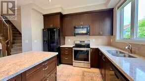 37 LETT AVENUE | Collingwood Ontario | Slide Image Six