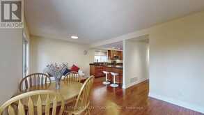 15 BOND CRESCENT | Richmond Hill Ontario | Slide Image Eleven