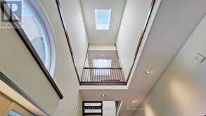 15 BOND CRESCENT | Richmond Hill Ontario | Slide Image Sixteen
