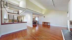 15 BOND CRESCENT | Richmond Hill Ontario | Slide Image Six