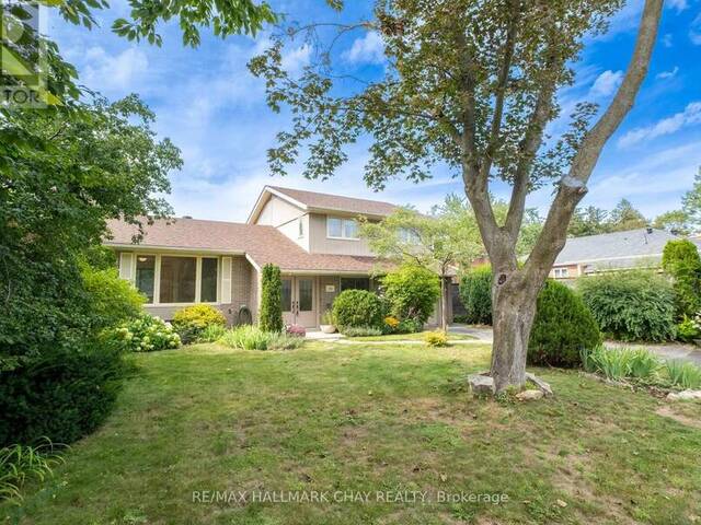 44 AMELIA STREET Barrie Ontario, L4M 1M6 - 4 Bedrooms Home For Sale