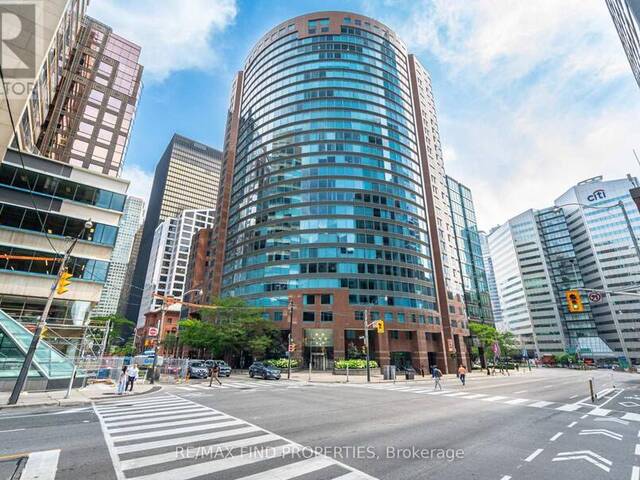 1203 - 33 UNIVERSITY AVENUE Toronto Ontario, M5J 2S7 - 3 Bedrooms Condo For Sale
