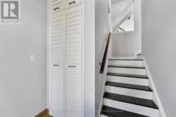 370 DOAK LANE | Newmarket Ontario | Slide Image Three