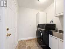 8 ALPINE WAY | Oro-Medonte Ontario | Slide Image Sixteen