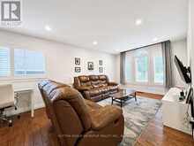 8 ALPINE WAY | Oro-Medonte Ontario | Slide Image Eight