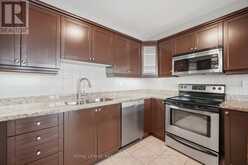 601 - 1998 IRONSTONE DRIVE | Burlington Ontario | Slide Image Sixteen