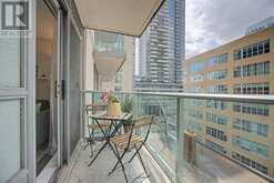 706 - 212 EGLINTON AVENUE | Toronto Ontario | Slide Image Nineteen