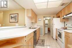 209 - 33 WELDRICK ROAD E | Richmond Hill Ontario | Slide Image Seventeen