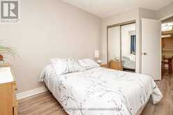 209 - 33 WELDRICK ROAD E | Richmond Hill Ontario | Slide Image Twenty-three